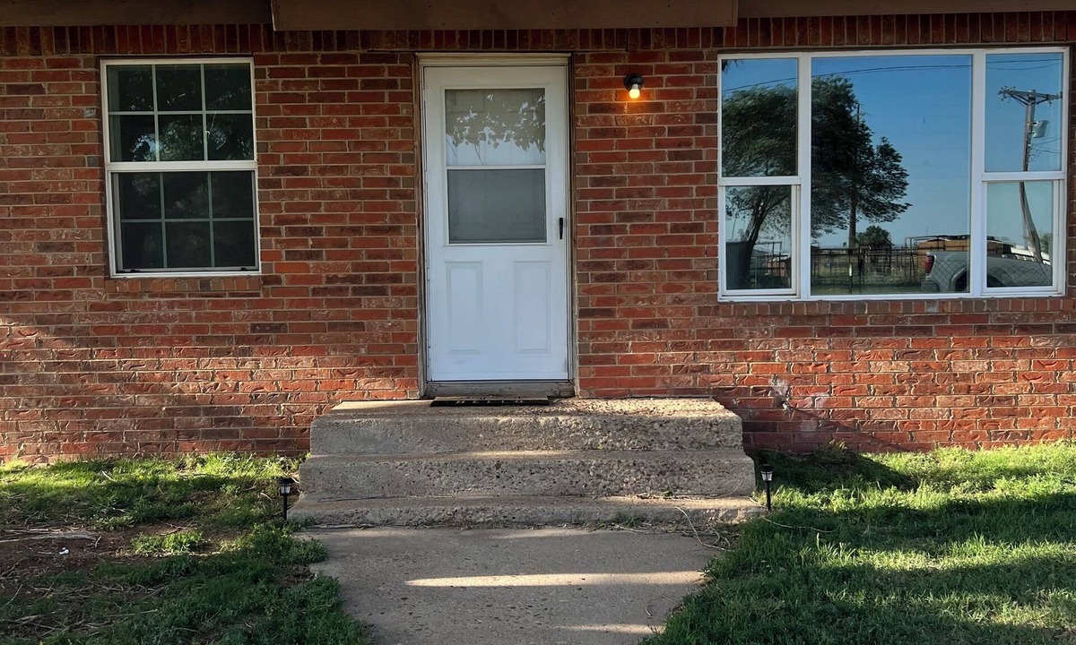 Channing House | Small Town Stay
