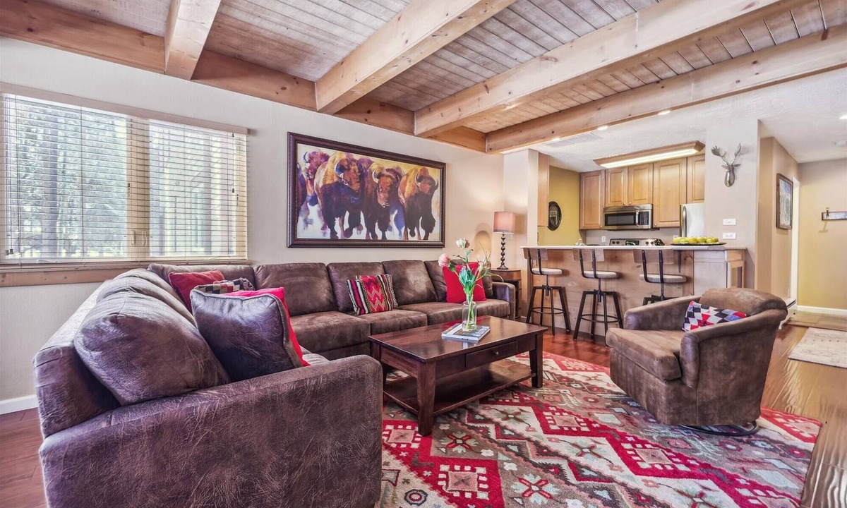 Peak 9 Condo | Snodallion 25-Fantastic Location-Walk to Town!