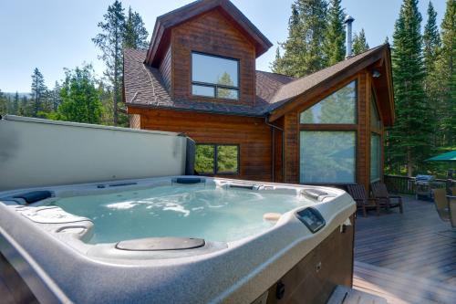 Breckenridge Park Estates House | Snowshoe & Ski: Home w/Mtn-View Deck in Breck!