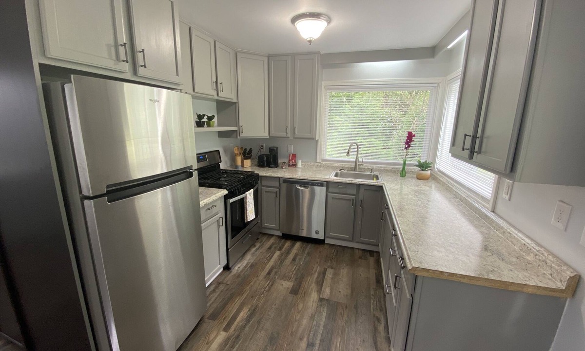 Maggie Valley House | Spacious 2/2 fully remodeled house at Veda Inn.