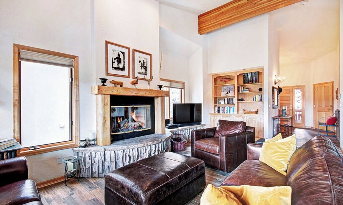 Baldy Mountain House | Spacious 4BR townhome in Breckenridge with amazing views and hot tub at Charter Ridge 60!