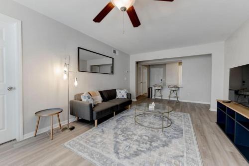 Pleasant Valley Apartment | Spacious apartment w pool hot tub & pet-friendly