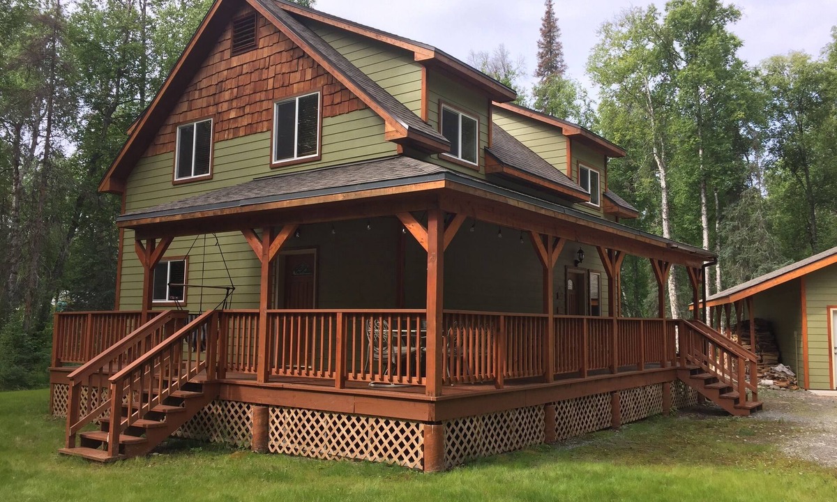 Talkeetna House | Spacious convenient home in Talkeetna *New Sauna*