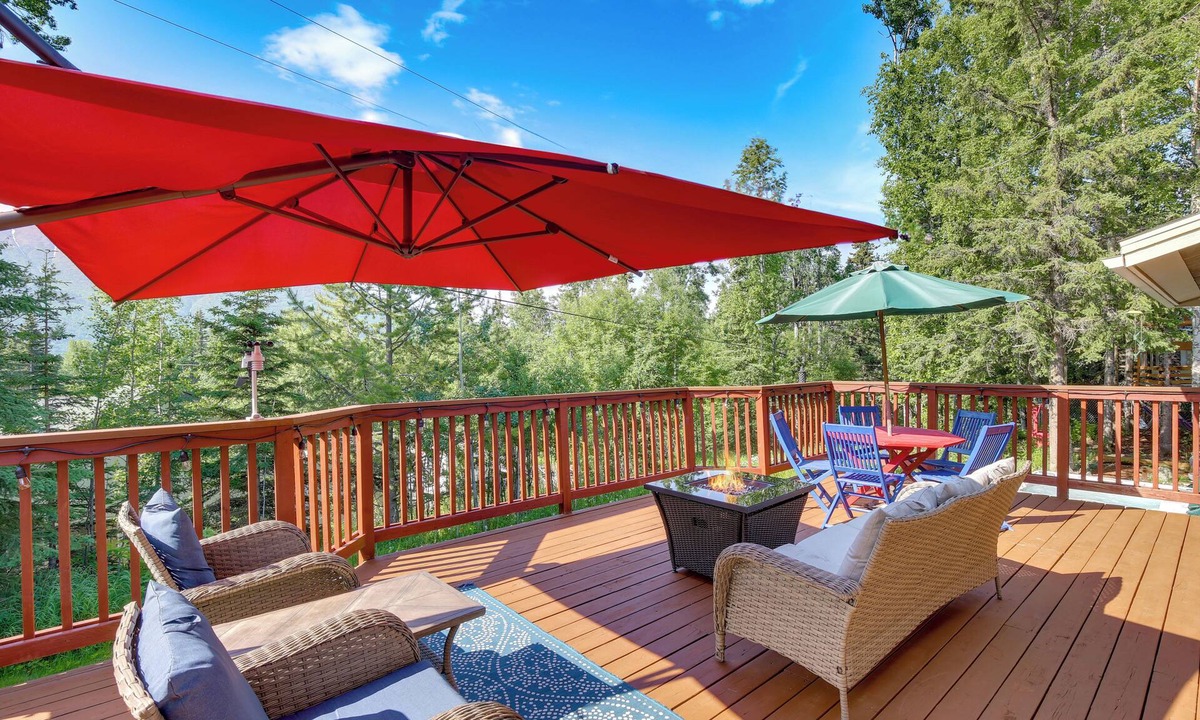 Eagle River House | Spacious Eagle River Escape w/Hot Tub + Views!