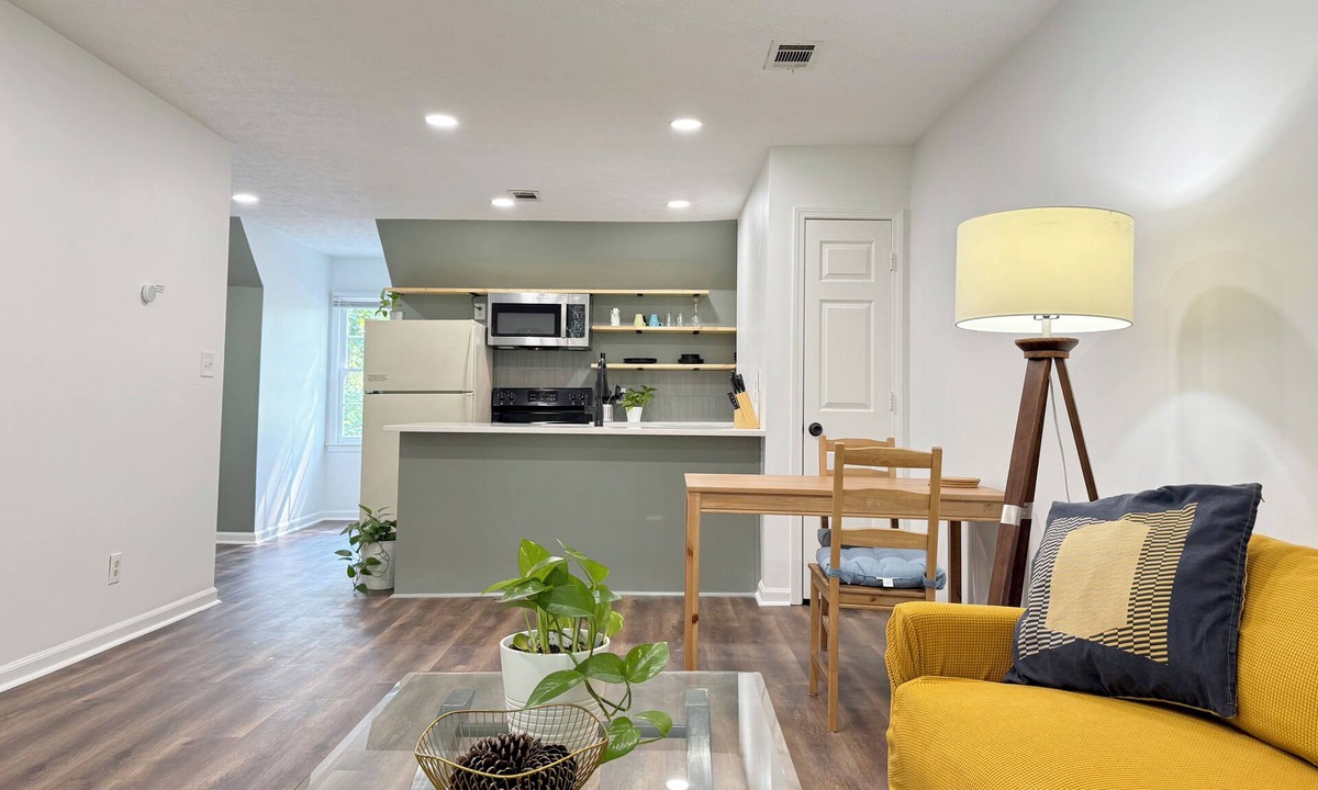 Atlanta Apartment | Spacious Entire Home in Great Location !