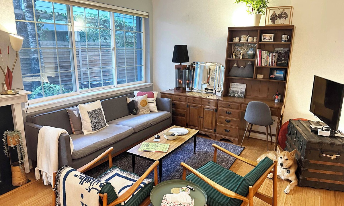 Stevens Condo | Spacious Ground Floor Apt w Private Patio, Capitol Hill