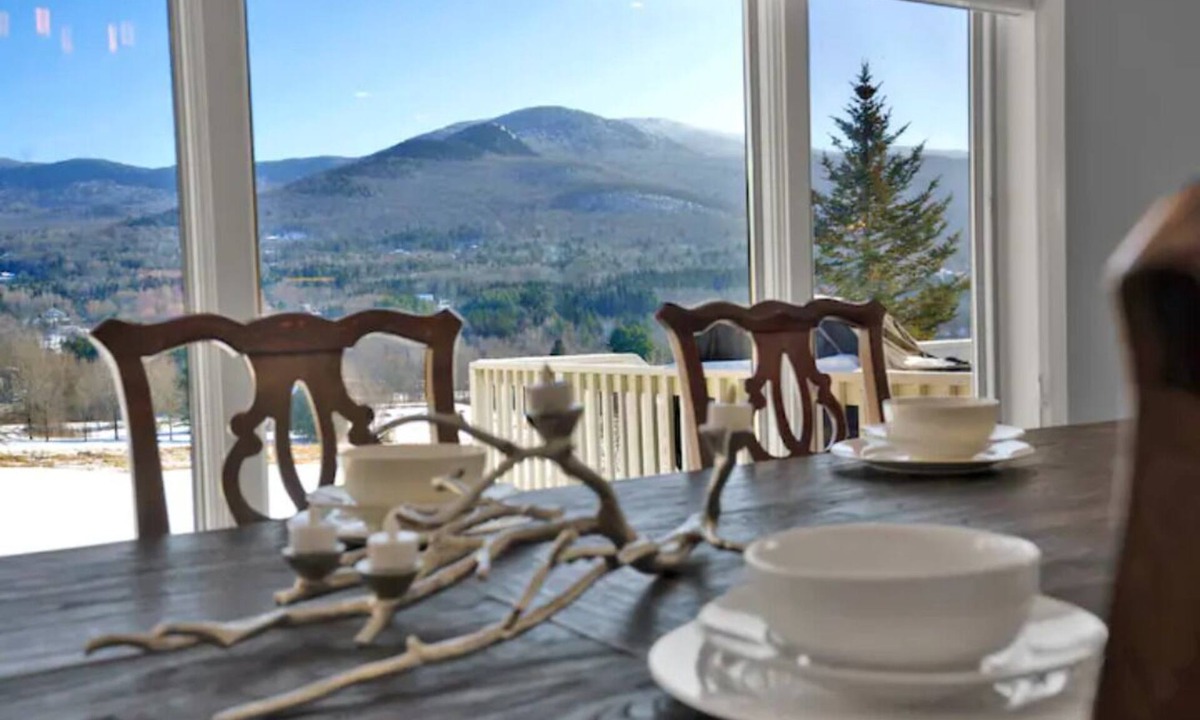 Stowe Hollow House | Spacious Stowe Home on 7 Acres with Mountain Views