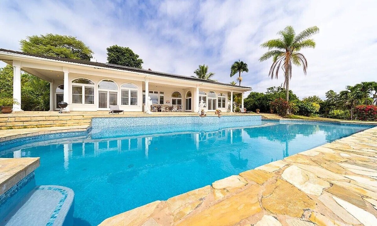 Wainaku House | Spectacular Views! Gorgeous Home In Hilo With Pool