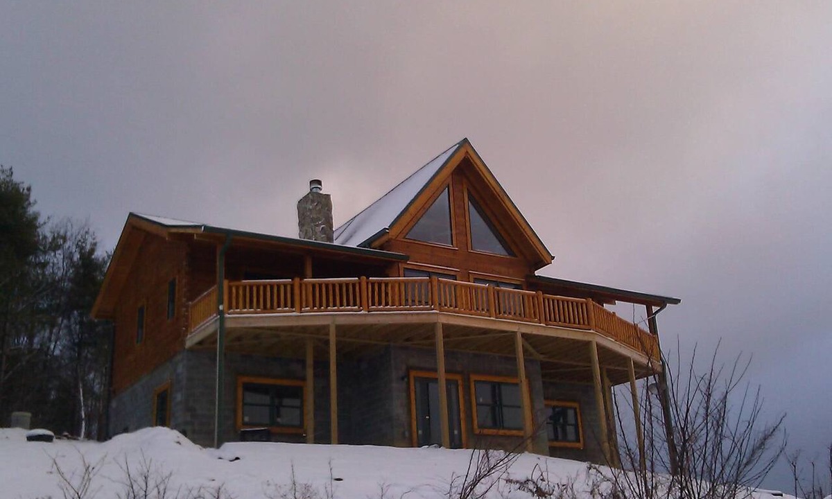 Fleetwood Cabin | Stargazer - Panoramic Long Range Views, Hot Tub, WiFi, 4 Acres