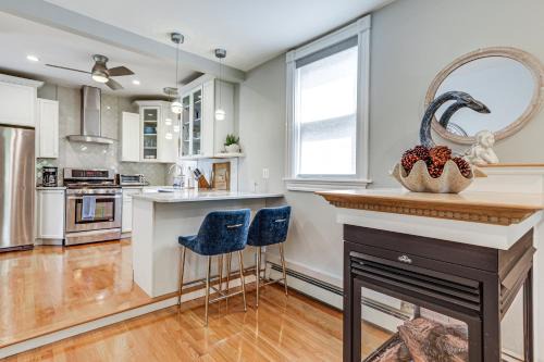 Winthrop Apartment | Steps to Short Beach: Ocean-View Apt w/Deck!