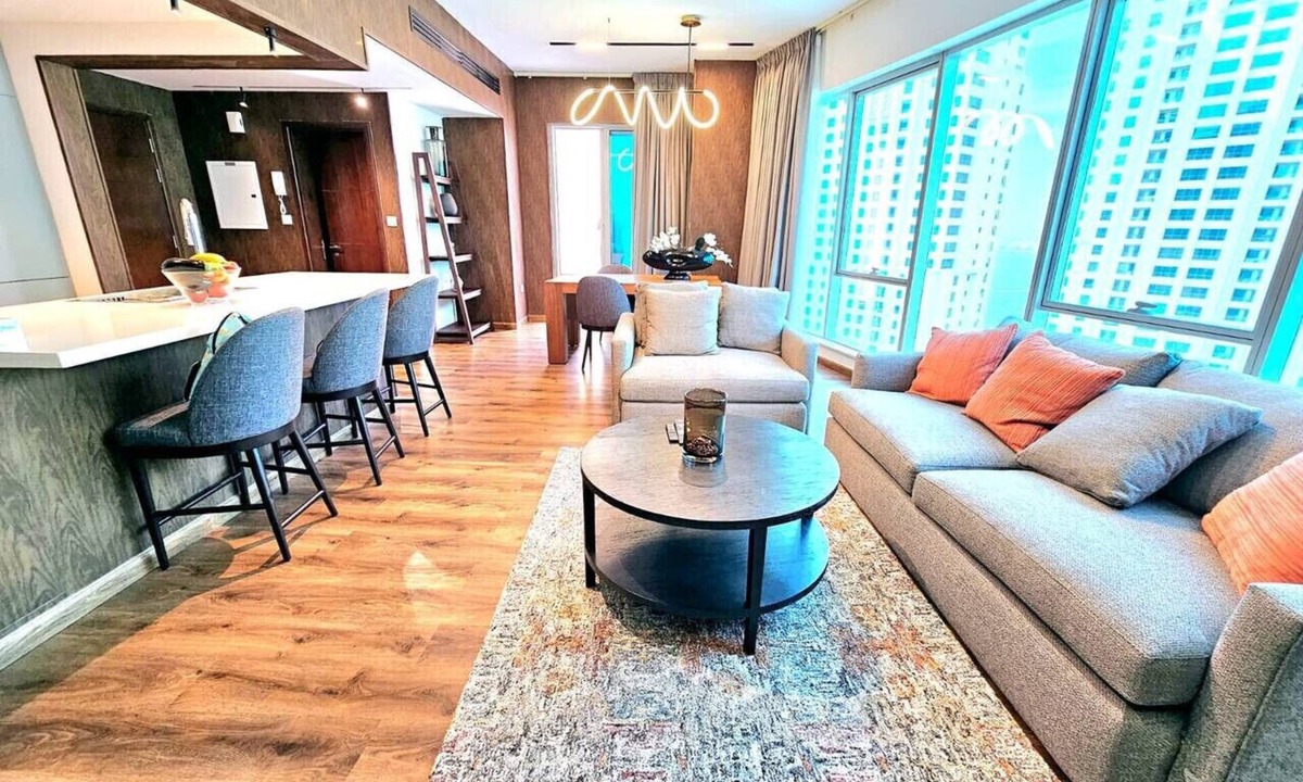 Jewell Heights - Hoffman Heights Apartment | Sunrise Homes - Luxurious 1 BR - Marina Promenade