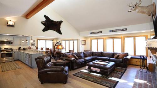 Weeks Mills House | Sunset Drive 21 Lincoln Relax at this Private Home