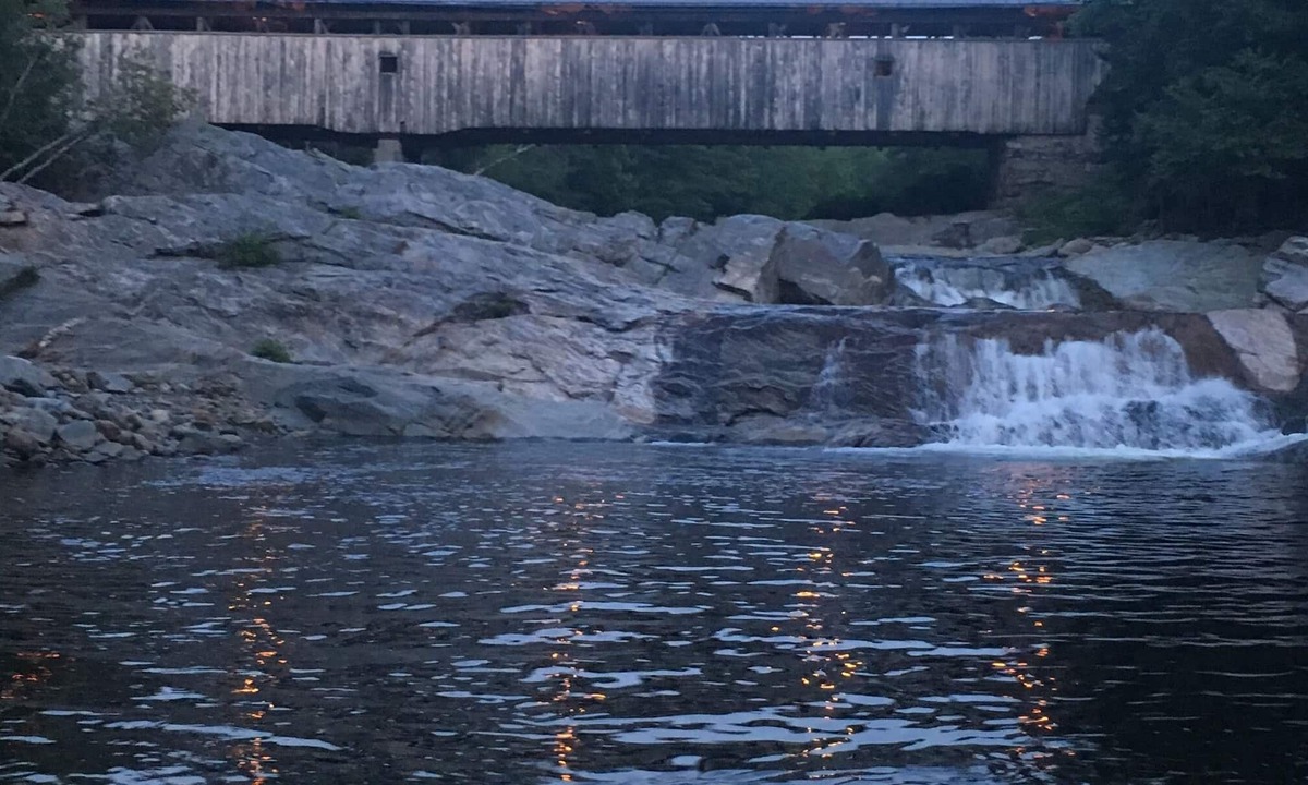 Bath Cabin | Swiftwater Cabins: TWO cabins on 30 riverfront acres