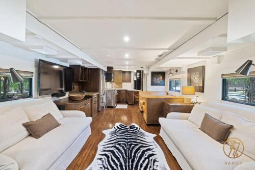 Austin Villa | The Aspen Unit