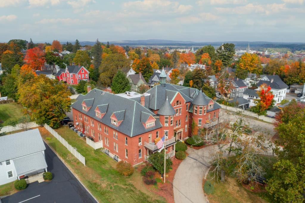 Concord Hotel | The Centennial Hotel