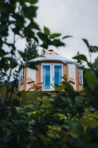 Seward Hotel | The Iceberg Inn