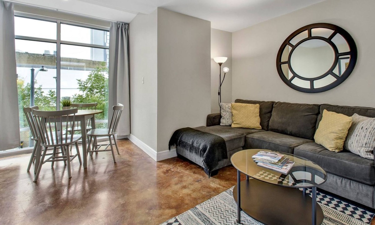 Civic District Apartment | The Littlefields by Lodgewell | Downtown Chic | A7