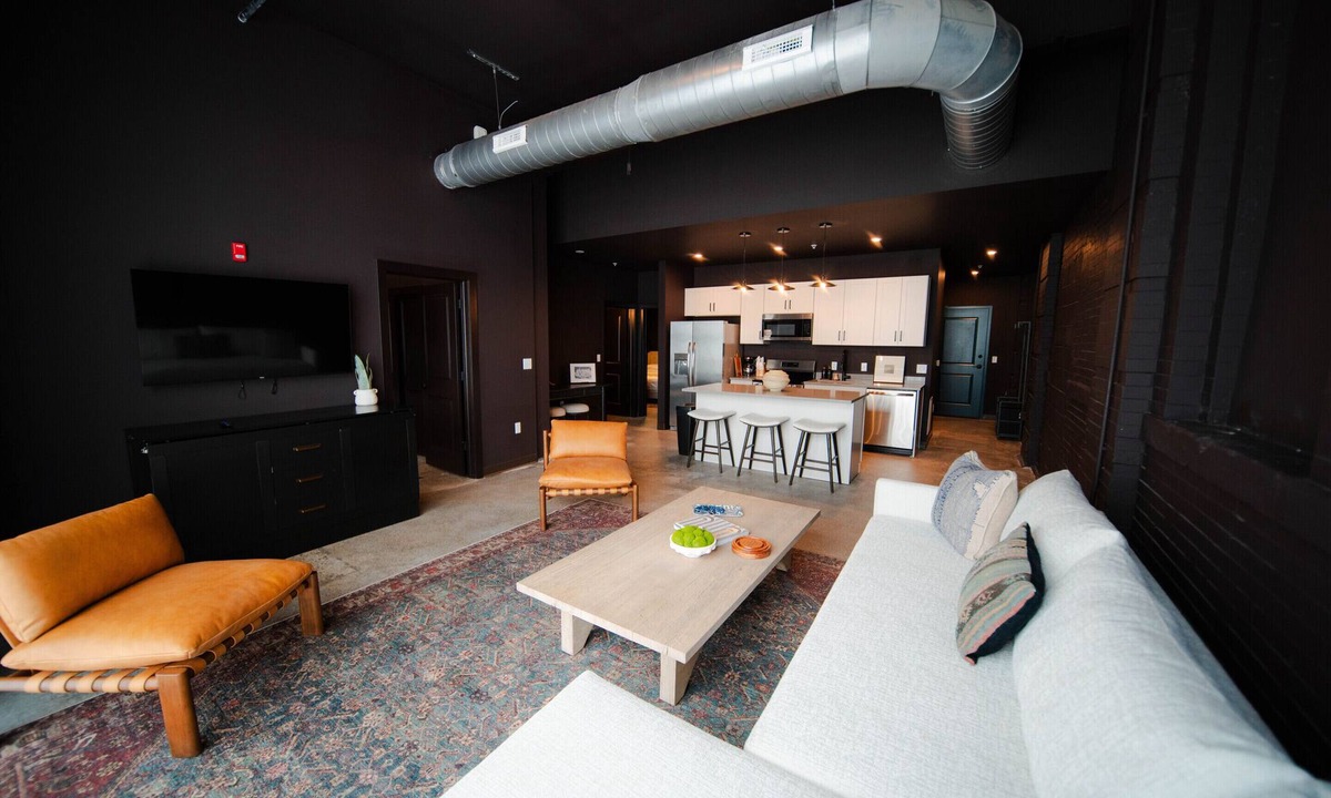 Lancaster Apartment | The Shumaker | Unit 109 | Stylish Lancaster Apt