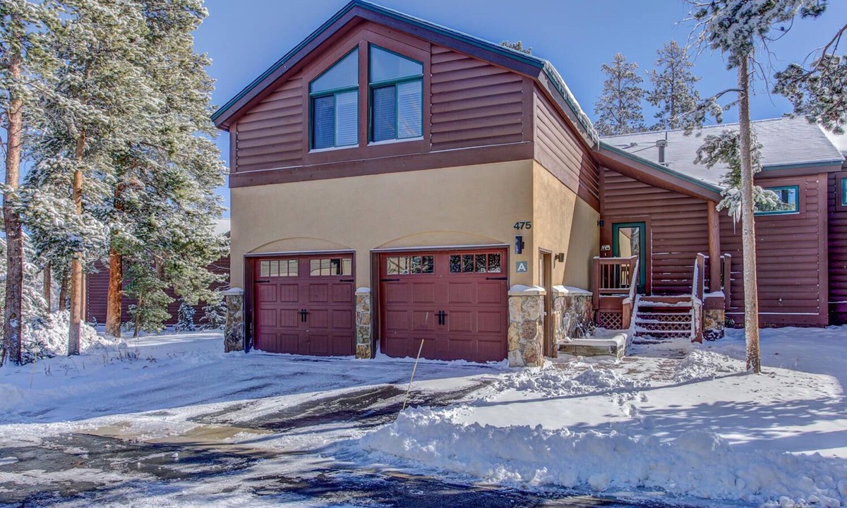 Frisco House | This home has 5 bedrooms and the ability to sleep 14! Plenty of space for everyone!