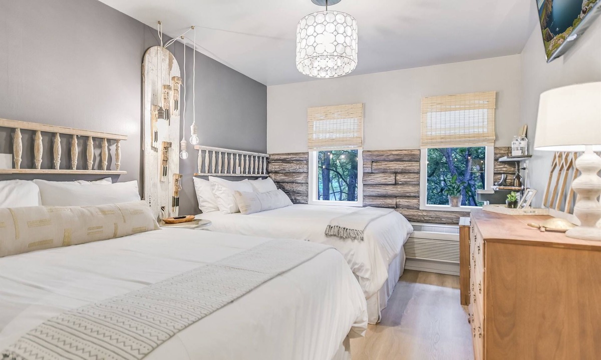 Wimberley Cabin | Tranquility Suite — Cypress Creek Access + Fire Pit | On Wimberley Square