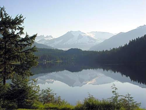 Mendenhall Valley Hotel | Travelodge by Wyndham Juneau