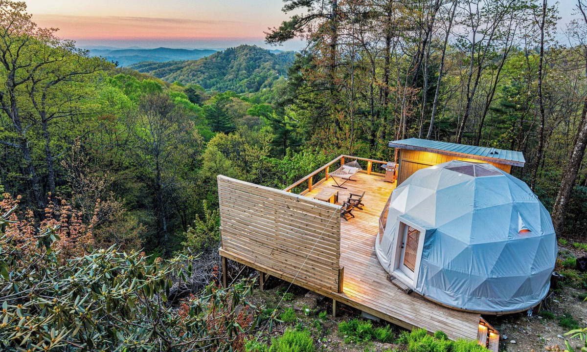Apple Ridge Apartment | TreePod Big Views 2.5 mi to BR