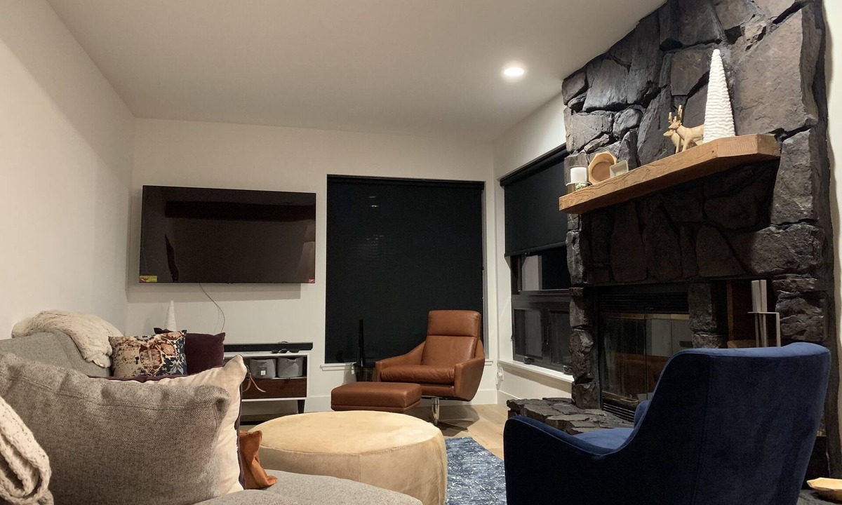 Winter Park House | Two Free E-bikes included. Walk to base. Inside the WP gates. Private hot tub.