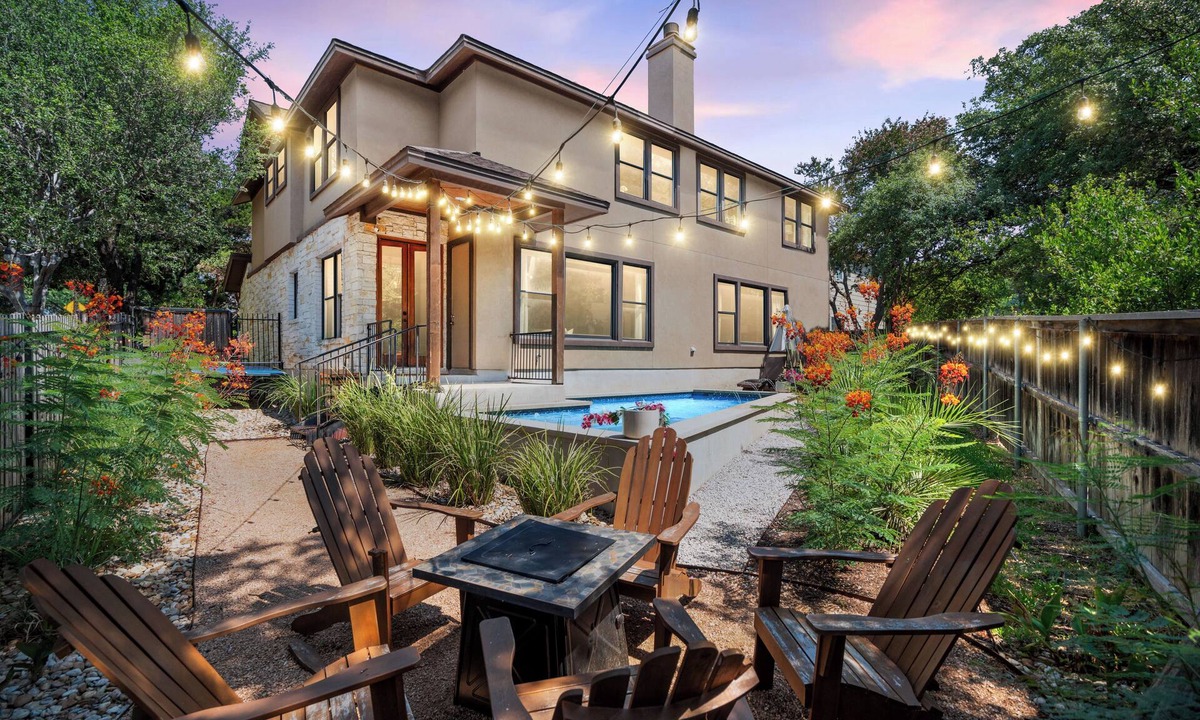 Travis Heights House | Ultimate Group Stay: Pool, Game Room & Hot Tub