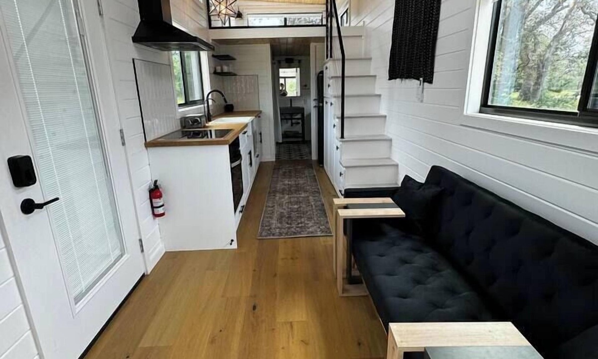 Johnson City House | Unit #5 - Modern Tiny Home in the heart of TX Wineries