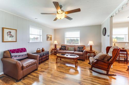 Piney Creek House | Unplug & Unwind! Piney Creek Home Near State Park