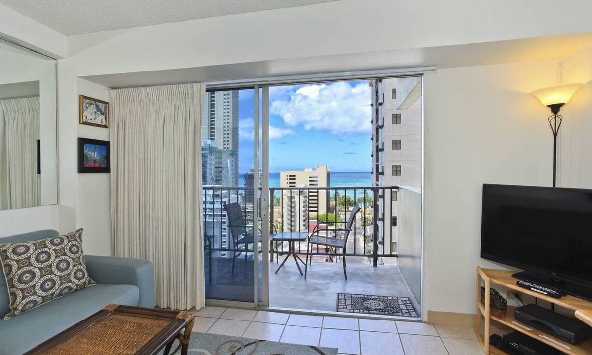 Waikiki Condo | Waikiki Ocean View Suite! Free Parking, Full Kitchen, 5-min walk to beach!