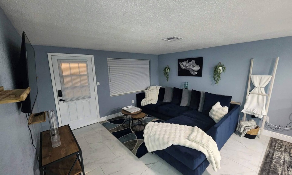 Signal Cove House | Water front 2/2 home with AC and Hot tub in charming Hudson