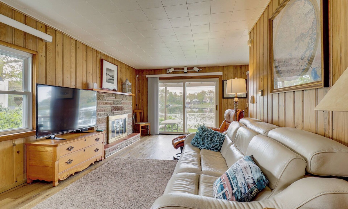 North Webster House | Waterfront Lake Webster Retreat w/Pier & Views