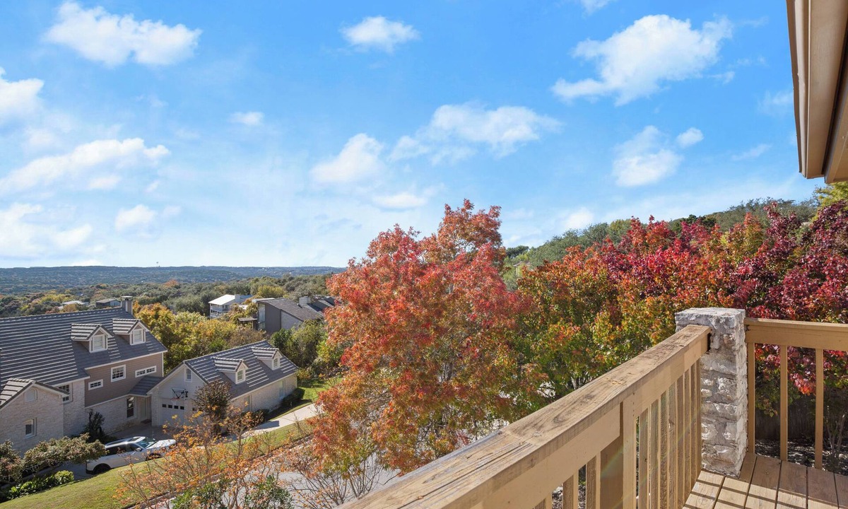 Lost Creek House | West Austin Retreat, Hill Views, Fireplace & Near Downtown