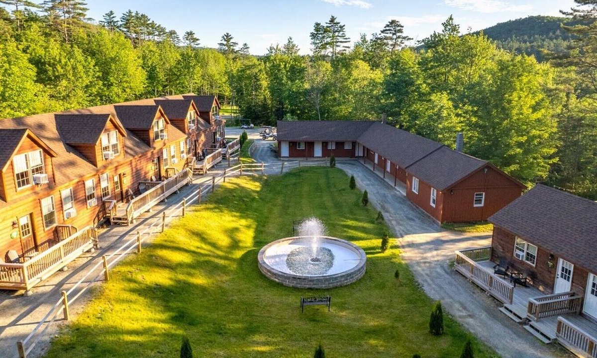Bethlehem Cabin | White Mountains Townhome Retreat for Groups