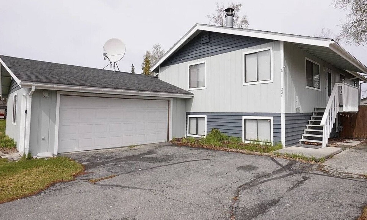 Soldotna House | Whole house, 5 minutes from fishing on the Kenai River, Quiet neighborhood