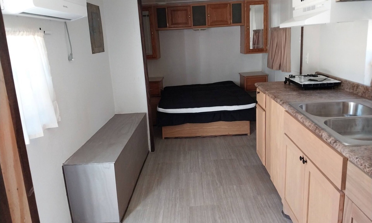 Big Sandy Cabin | Wonderful tiny home with AC in charming Gilmer.