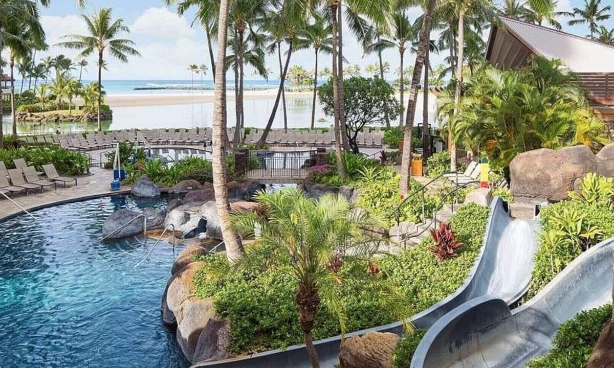 Waikiki Resort | Your Hawaiian Escape Awaits – The Grand Waikikian - 2 Bedroom Partial Ocean View