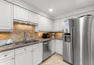 Beachfront ~ Spacious Kitchen ~ Private Balcony in Miramar Beach