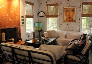 Fresh, Modern Westhampton NY home near village and ocean beaches