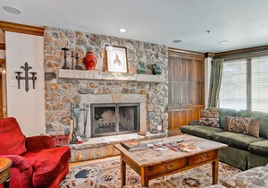 McCoy Peak Lodge 402