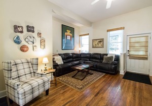 Quiet, Private and Spacious 3 Miles from Downtown Cincinnati