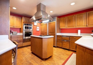 Spacious Bi-Level 3 Bedroom Plus Loft Condo in the Heart of Beaver Creek Village