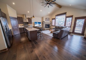Updated Townhome | Private Hot Tub | Pool access
