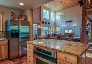 Vine Maple 21 in Sunriver