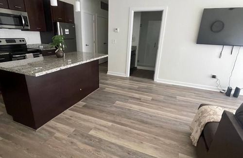Grandview Heights Apartment | 1-Bedroom Luxury Unit with Pool Access