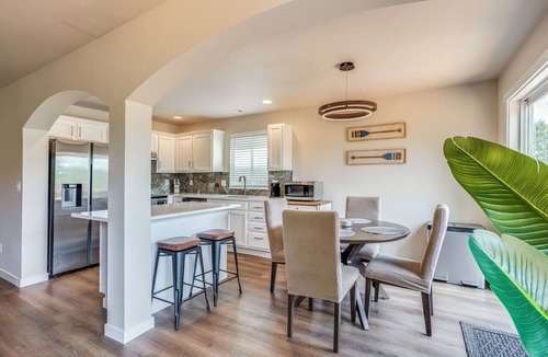 Frederickson House | 10 Min to Fairgrounds! Family Retreat in Puyallup