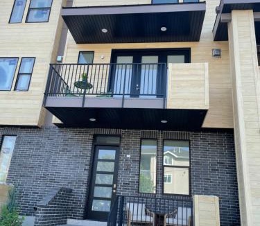 Central Business District Apartment | 110 Downtown