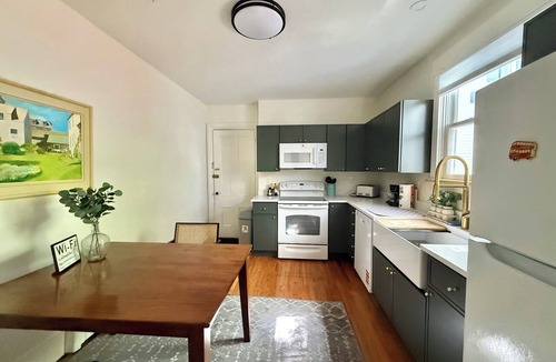 Brunswick Apartment | 1st FL Downtown Grand Brunswick