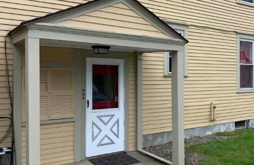 Franconia Apartment | 2 Bdrm Apartment-2nd FLR/WHITE MOUNTAINS, NH